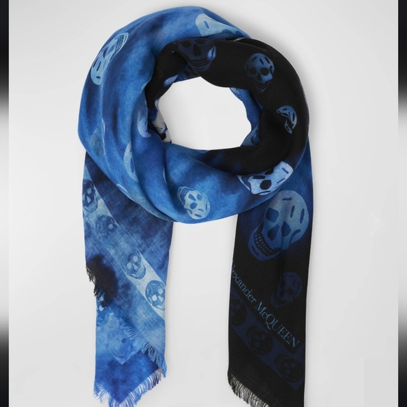 Alexander McQueen Skull Wool Large Scarf Blue Black - Picture 2 of 12